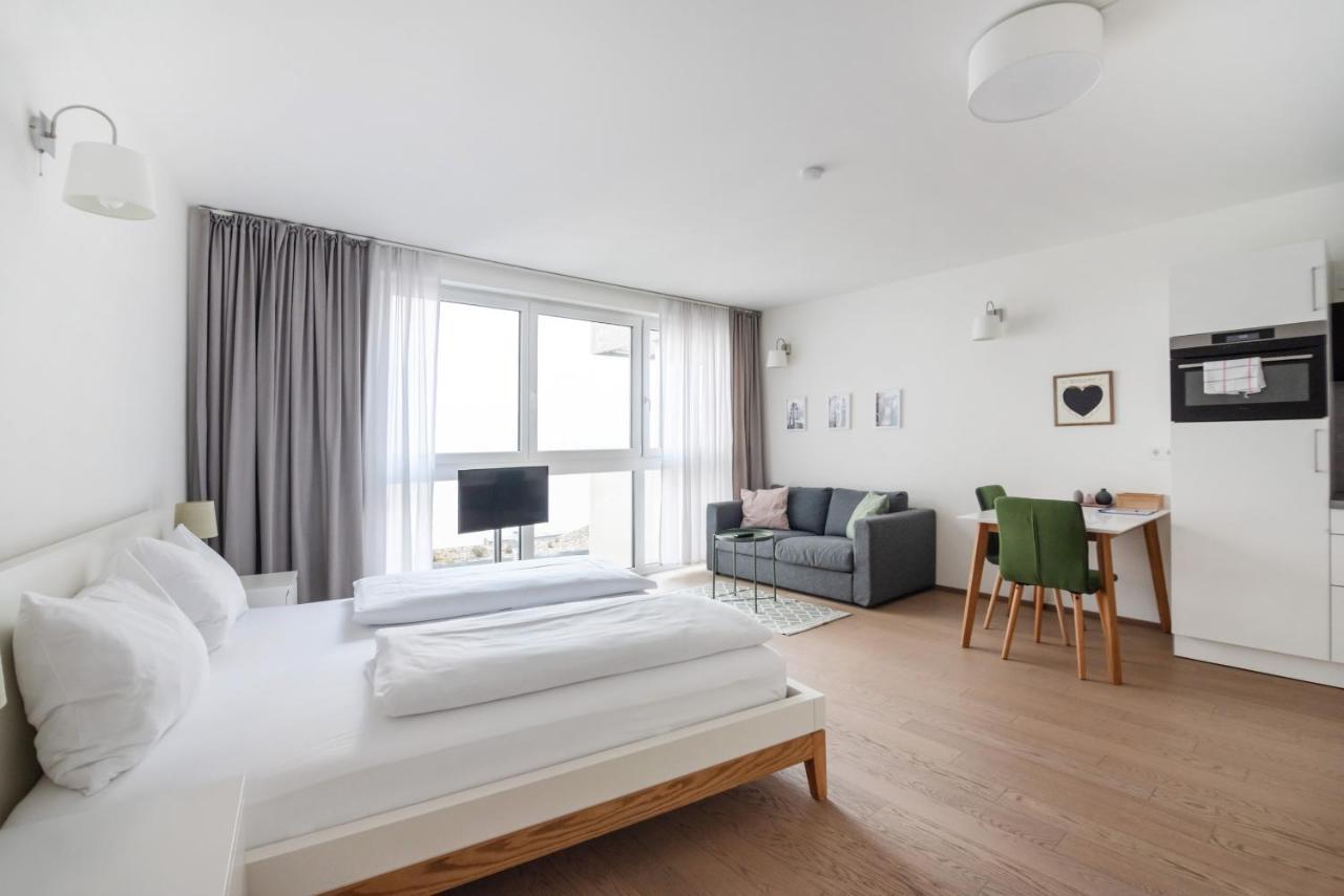 Quiet And Cozy Apartment Next To Mariahilfer Strasse And Naschmarkt With Ac, Minimum 30 Nights 维也纳 外观 照片