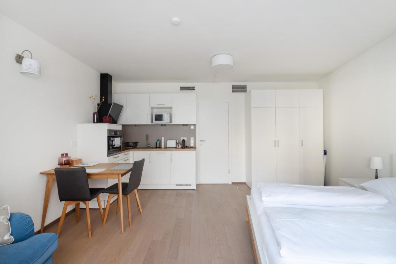 Quiet And Cozy Apartment Next To Mariahilfer Strasse And Naschmarkt With Ac, Minimum 30 Nights 维也纳 外观 照片