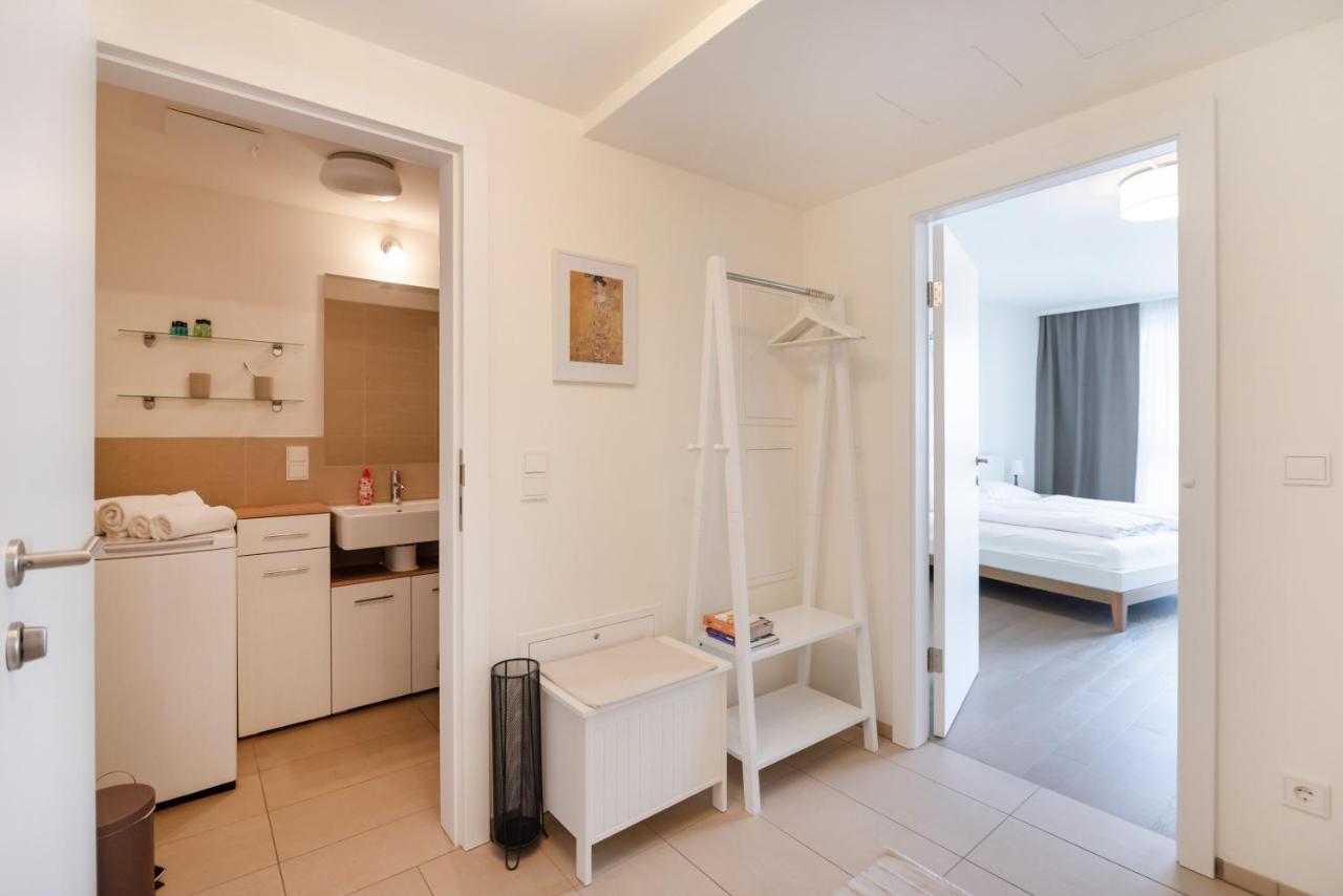 Quiet And Cozy Apartment Next To Mariahilfer Strasse And Naschmarkt With Ac, Minimum 30 Nights 维也纳 外观 照片