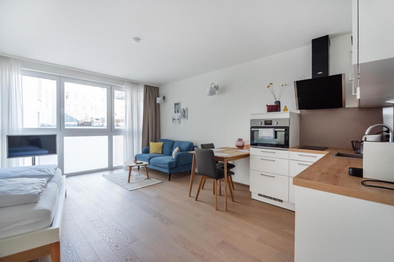 Quiet And Cozy Apartment Next To Mariahilfer Strasse And Naschmarkt With Ac, Minimum 30 Nights 维也纳 外观 照片
