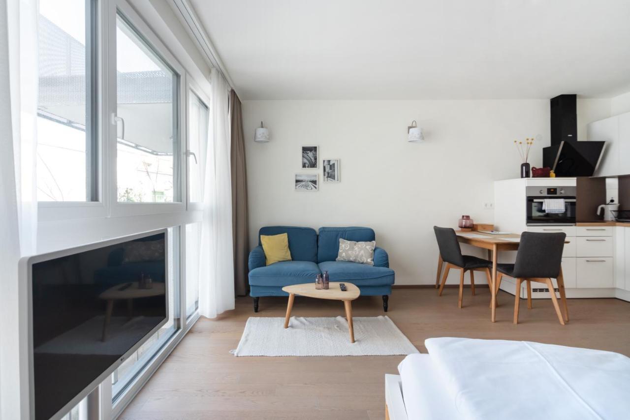 Quiet And Cozy Apartment Next To Mariahilfer Strasse And Naschmarkt With Ac, Minimum 30 Nights 维也纳 外观 照片